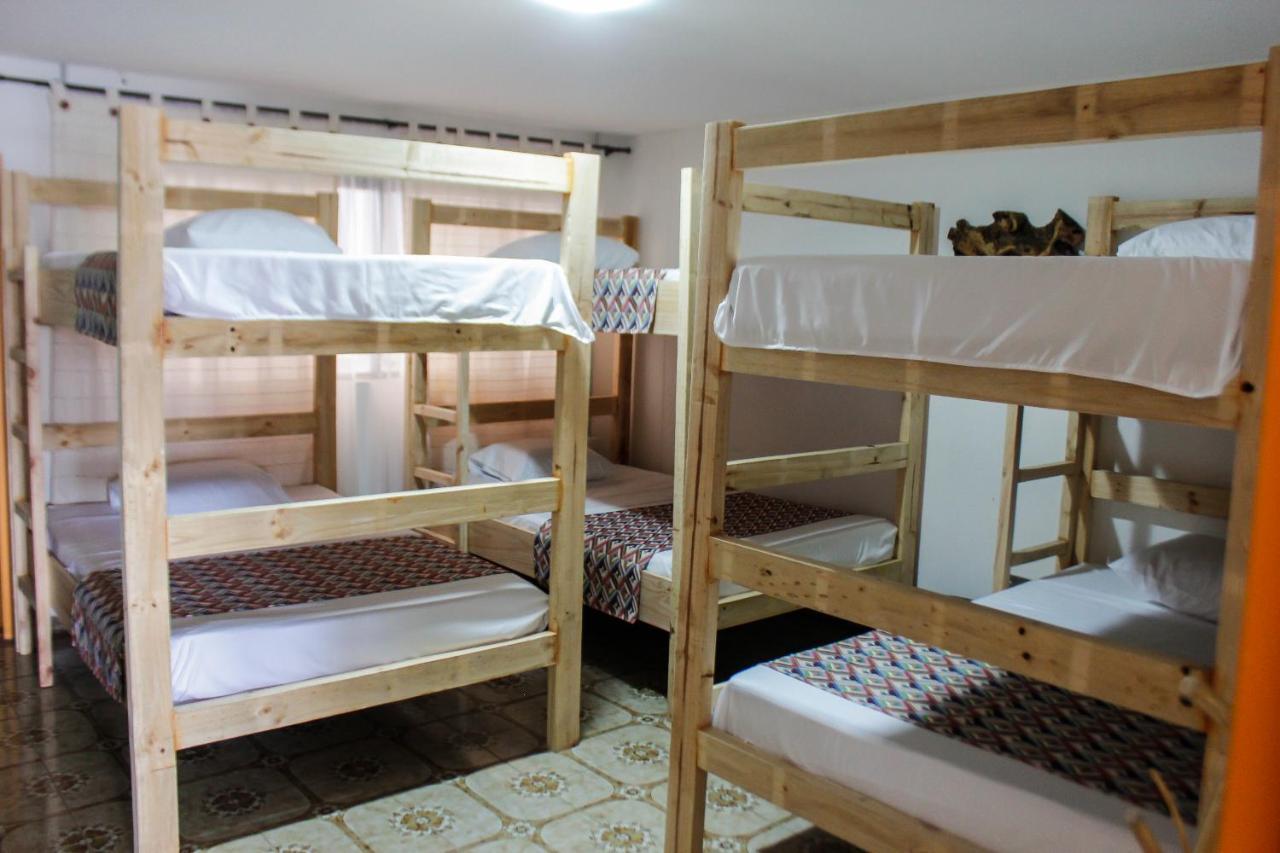 La Otra Mitad Hostel Armenia  Bagian luar foto