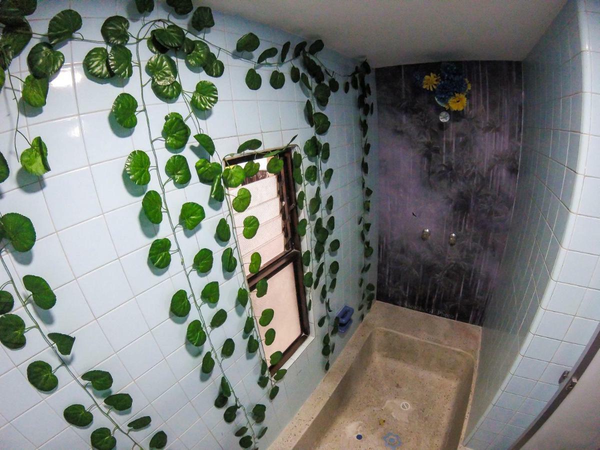 La Otra Mitad Hostel Armenia  Bagian luar foto